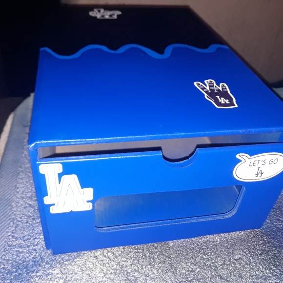 Custom designed dodgers replacement shoe box - Picture 4 of 9